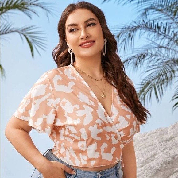 SHEIN Printed Tie Front Wrap Blouse - Picture 3 of 4